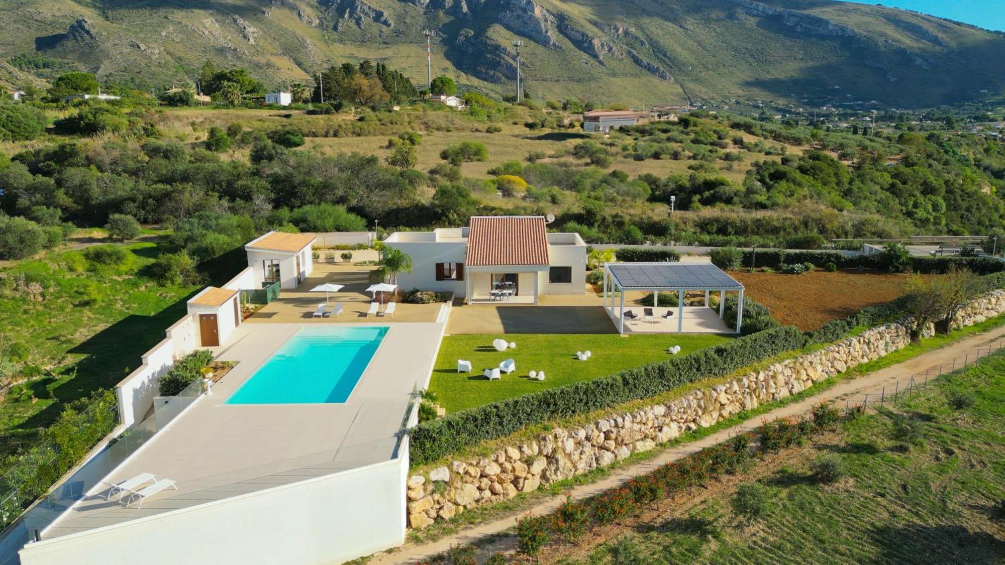 Villa Etesiae กัสเตลลัมมาเร เดล โกลโฟ ภายนอก รูปภาพ